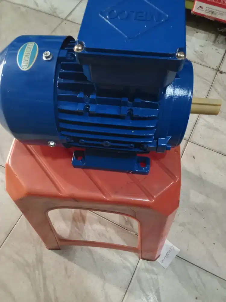 Eletroc motor 1 HP 3 phase RPM 1500