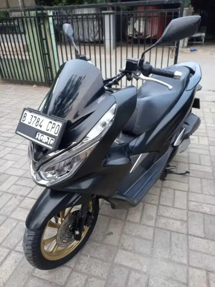 Pcx 2020 abs hitam