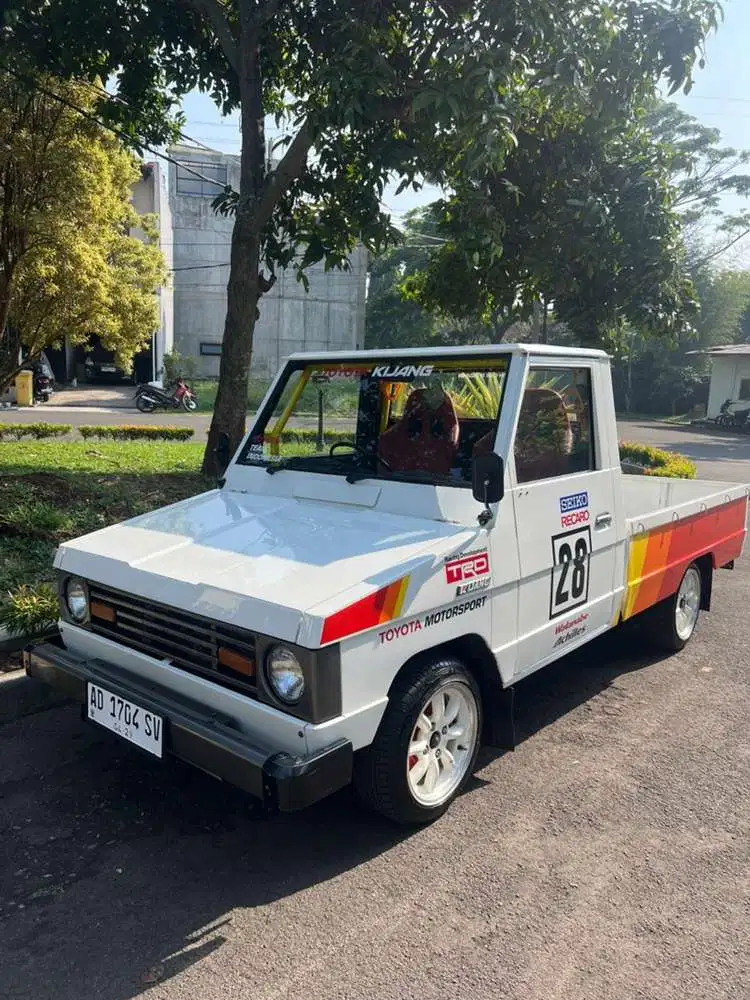 Toyota Kijang Pic Up 1982 Bensin