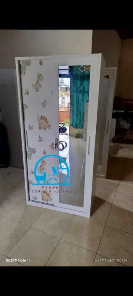 Ready Lemari Pakaian Sliding Anak Motif Dinosaurus