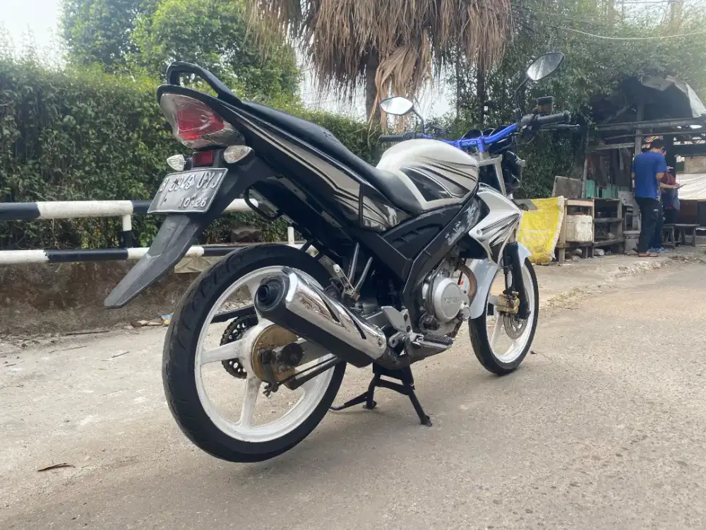 Yamaha Vixion 150cc tahun 2011 siap pakai
