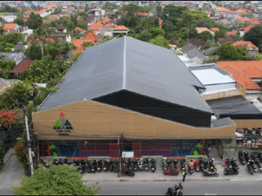 Padel Lapangan dijual fasilitas lengkap Mainroad akses strategis siap operasional harga nego Serius SHM Kuta Bali Bagus
