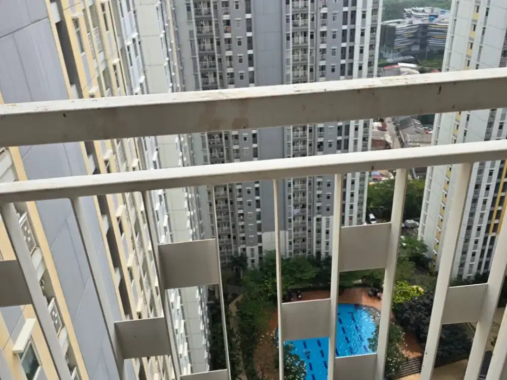 DISEWAKAN! Apartement di Tower Davalia, FULL FURNISHED, dan Terdapat View Swimming Pool