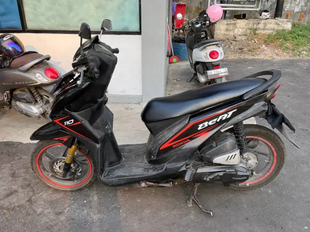 Jual sepeda motor Beat FI 2015