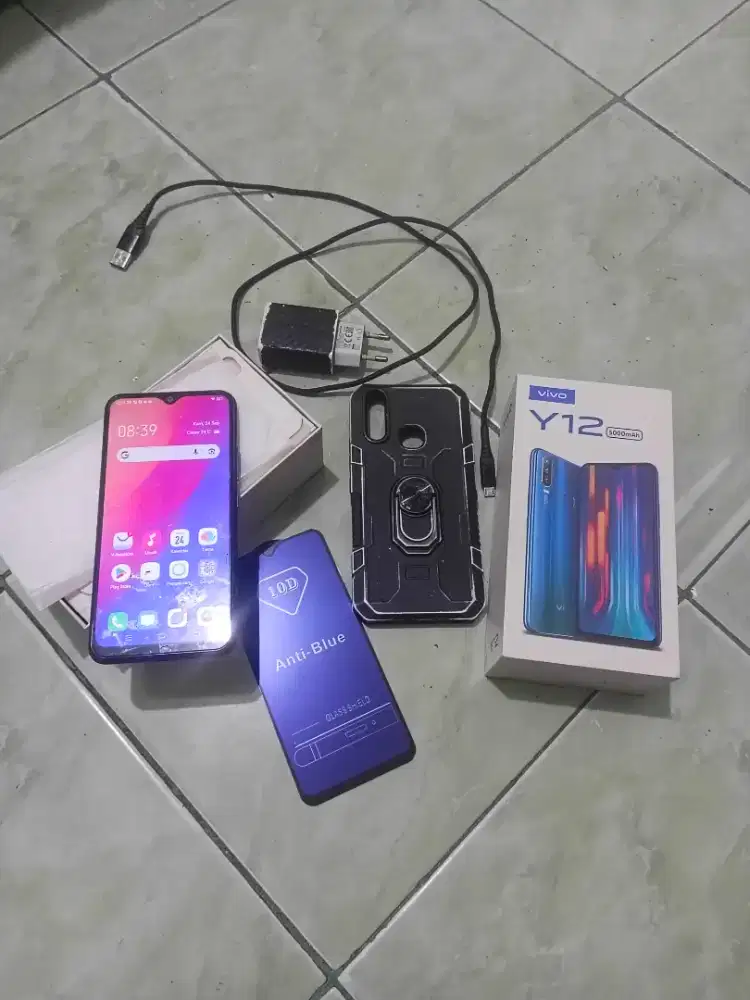 Vivo y12 3/32 gb