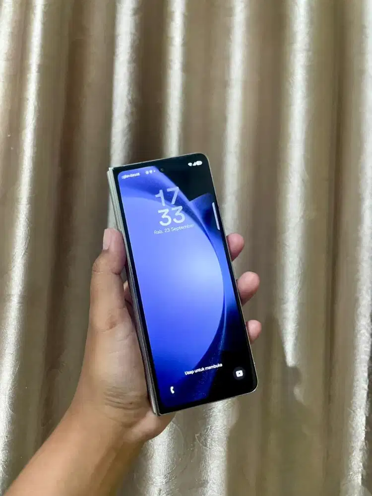 SAMSUNG FOLD 5 12/512GB SEIN ( hp aj )