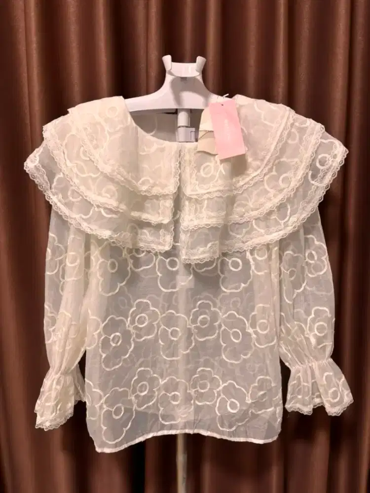Blouse renda baru