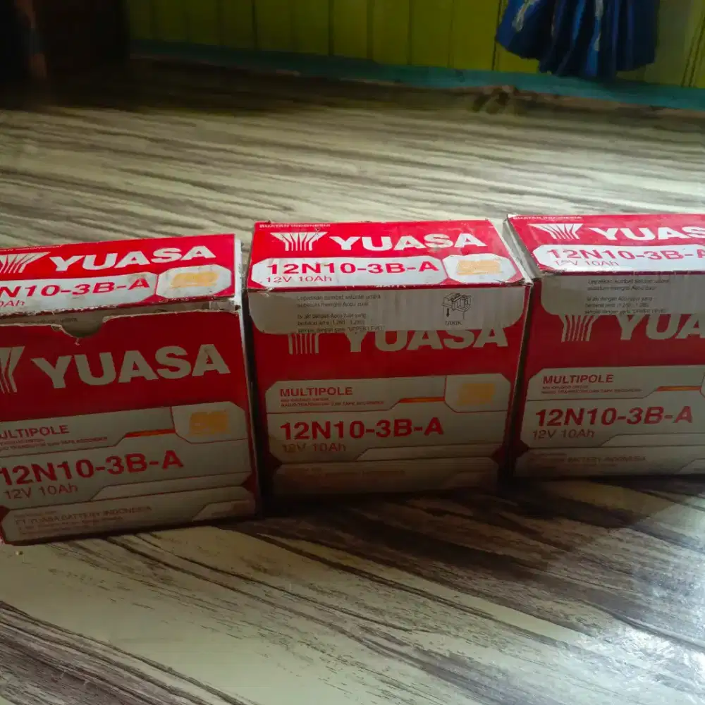 Jual aki yuasa bekas seperti baru salah beli.