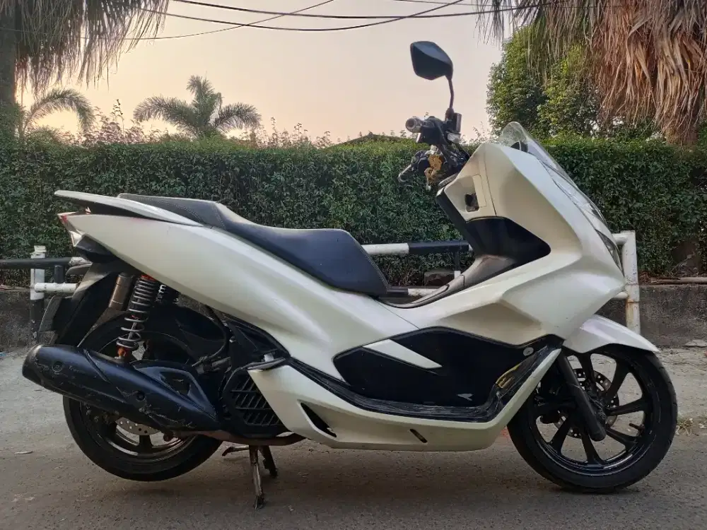 PCX 150 CC 2020 cakep putih lembayung