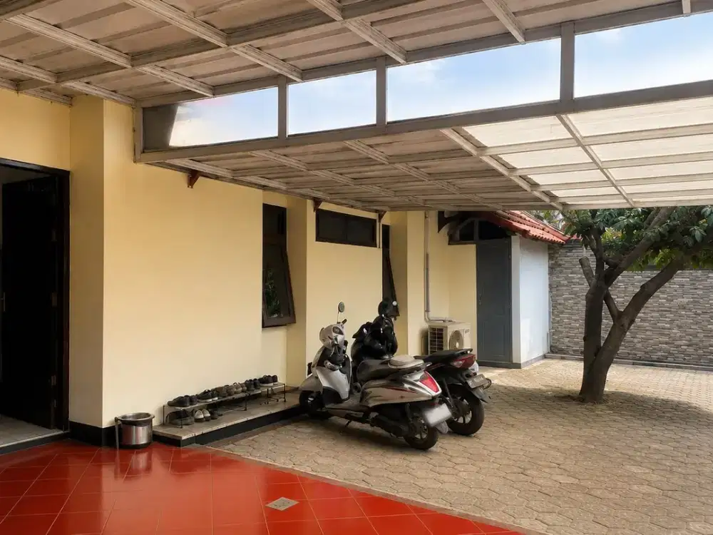 Disewakan Rumah Full Furnished di Turangga Bandung, Siap Huni, Lokasi Strategis