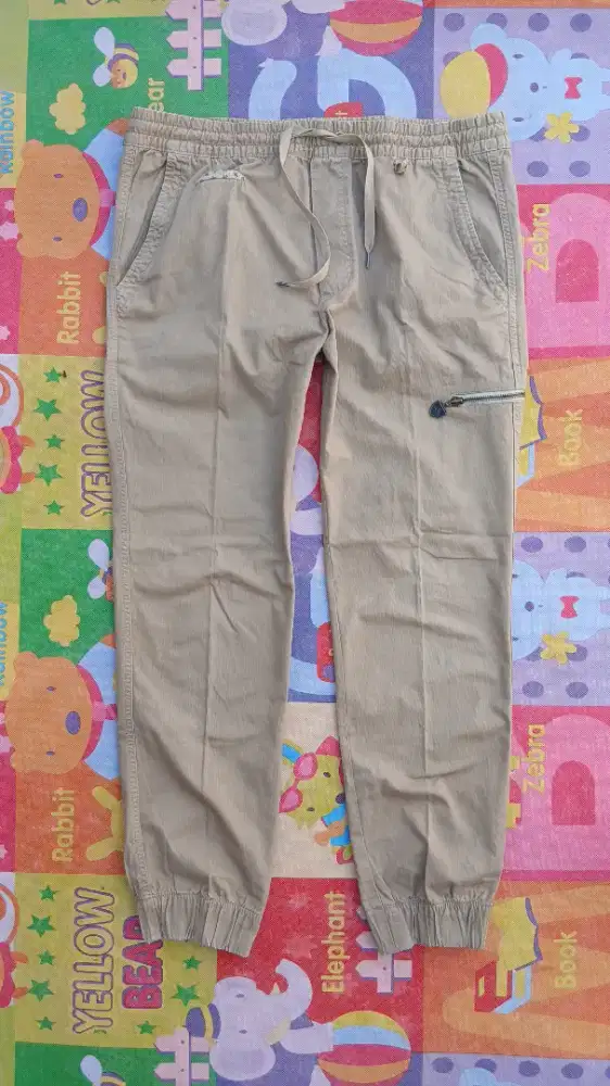 Celana jogger GAP