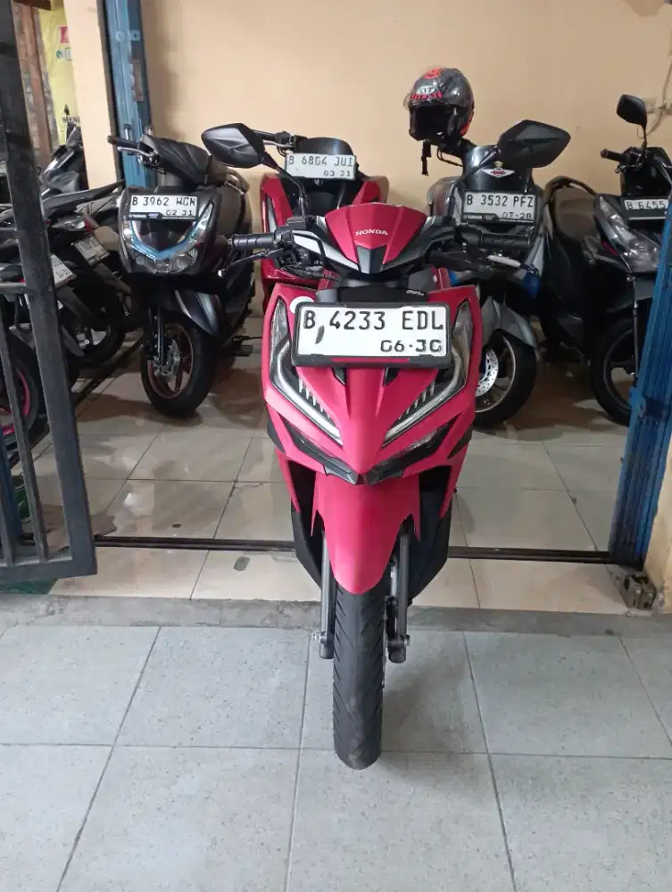 Honda Vario 125 Iss 2025 keyless good condition