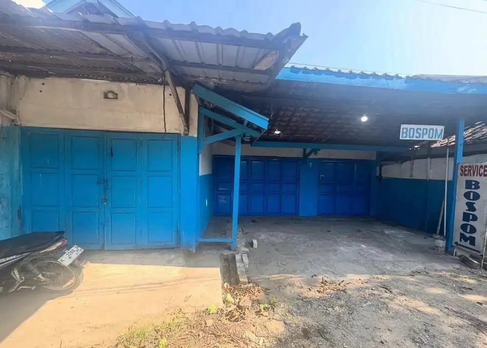 Di sewakan tempat usaha 0 jalan raya besar