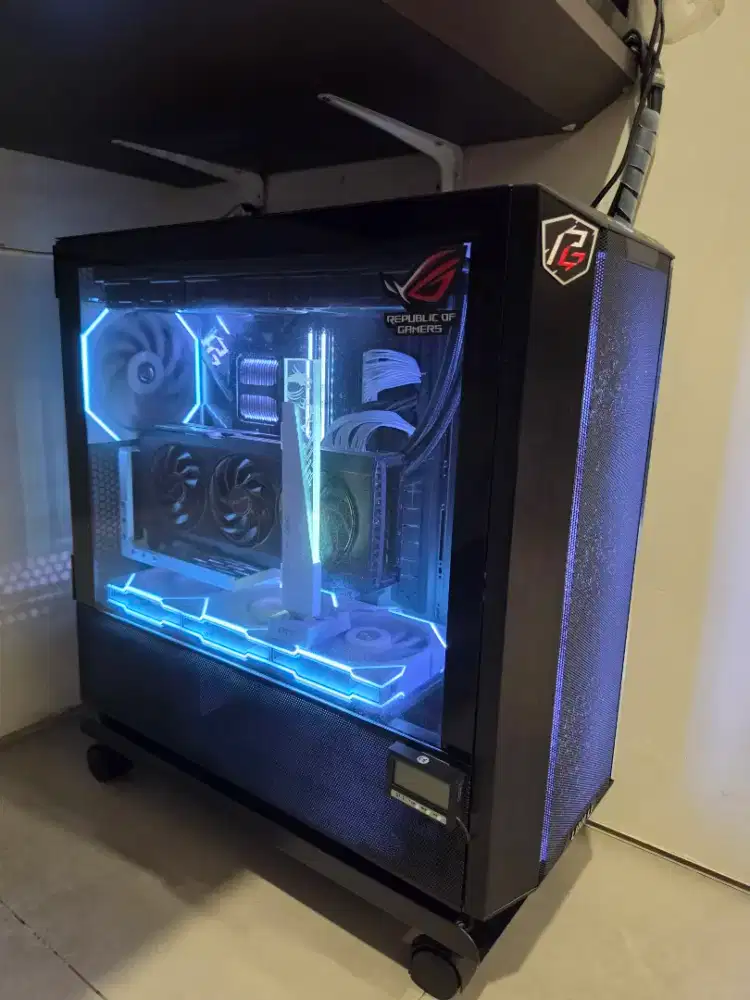 Komputer PC desktop gaming workstation RX7900xtx i9-14900K DDR5 32GB