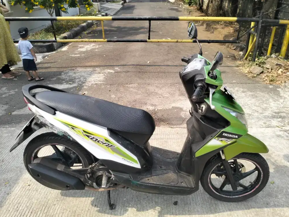HONDA BEAT FI 2013 MOTOR BISA TUKER-TAMBAH GAN