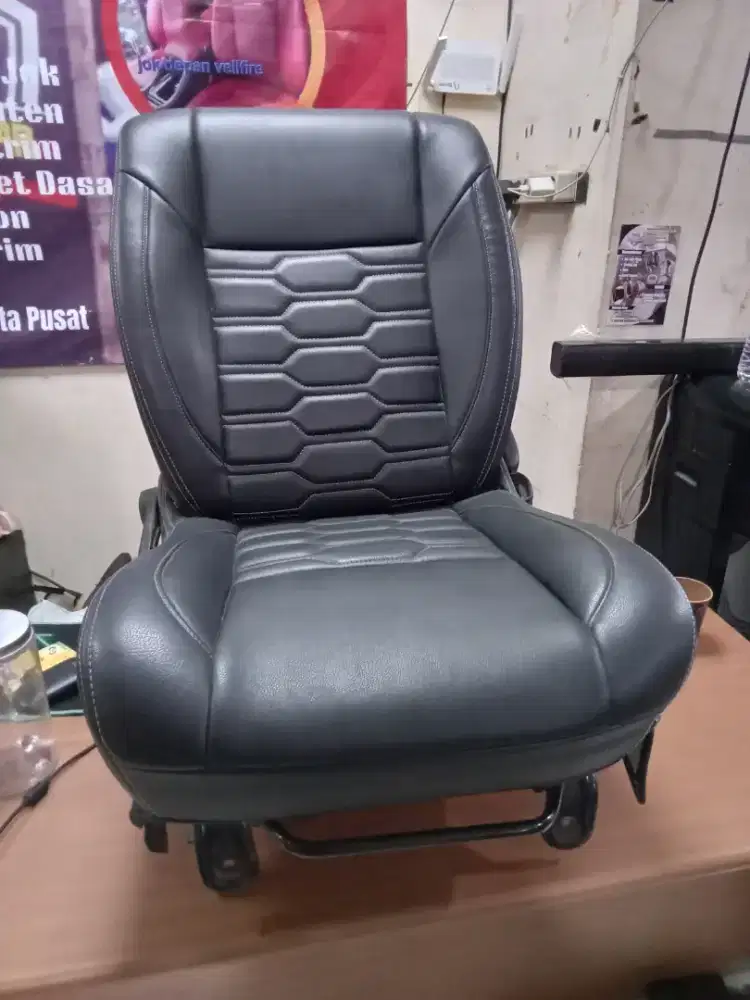 Reparasi jok mobil paten