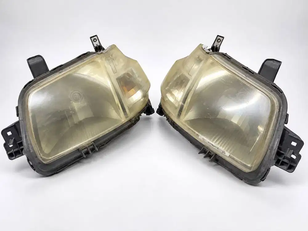 DAIHATSU GRAN MAX HEAD LAMP / LAMPU DEPAN KANAN KIRI