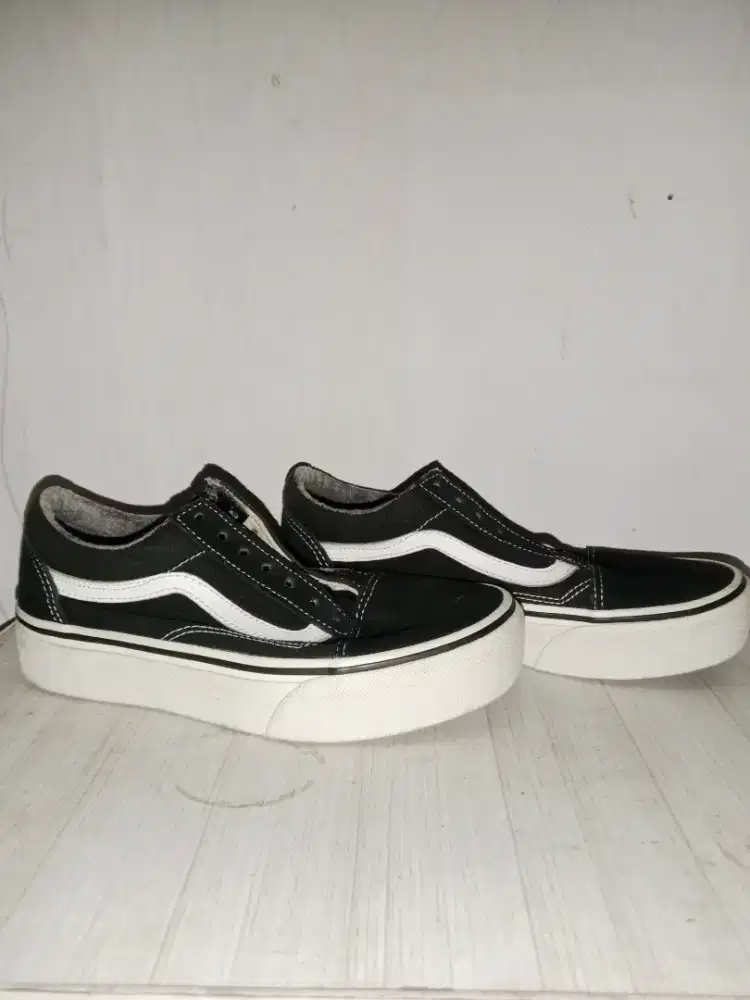 Sepatu vans original / vans old skool