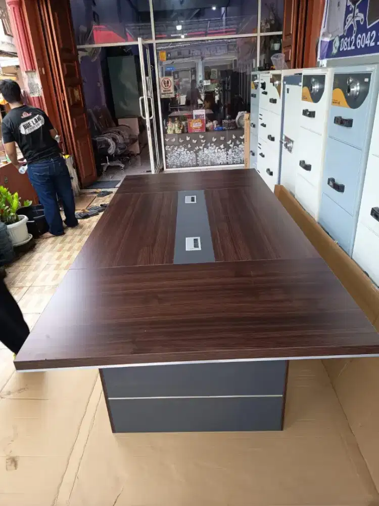 MEJA MEETING PREMIUM BROWN