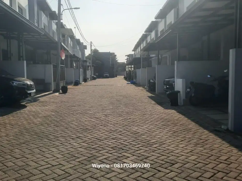 Rumah Regency One Babatan Pantai