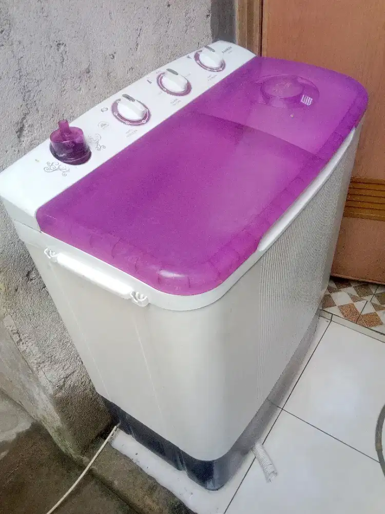 Mesin cuci Sanken