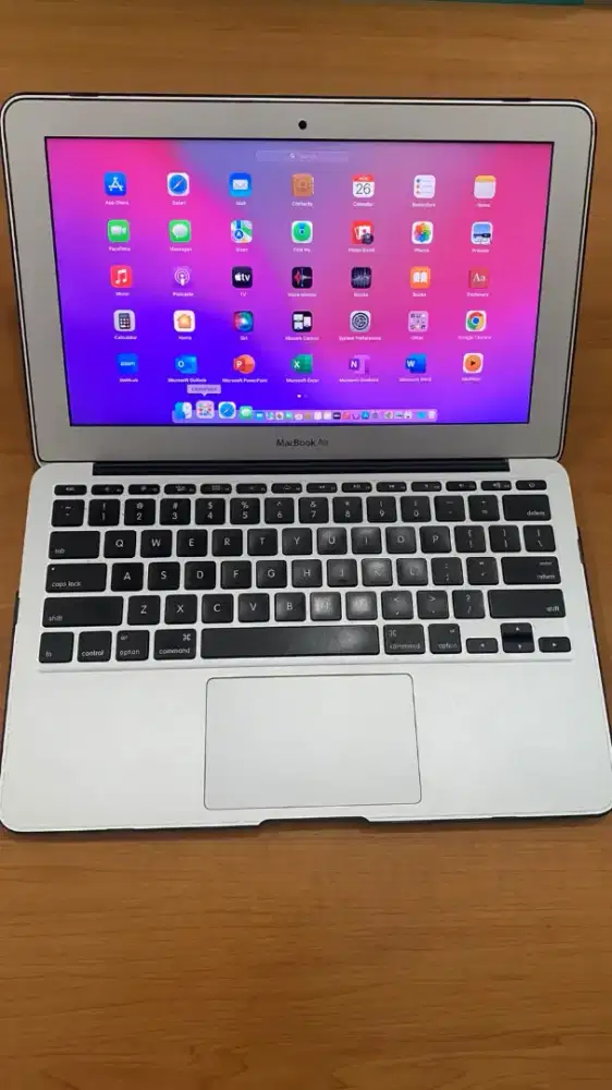 DI JUAL MACBOOK AIR 2015, 11 INCH