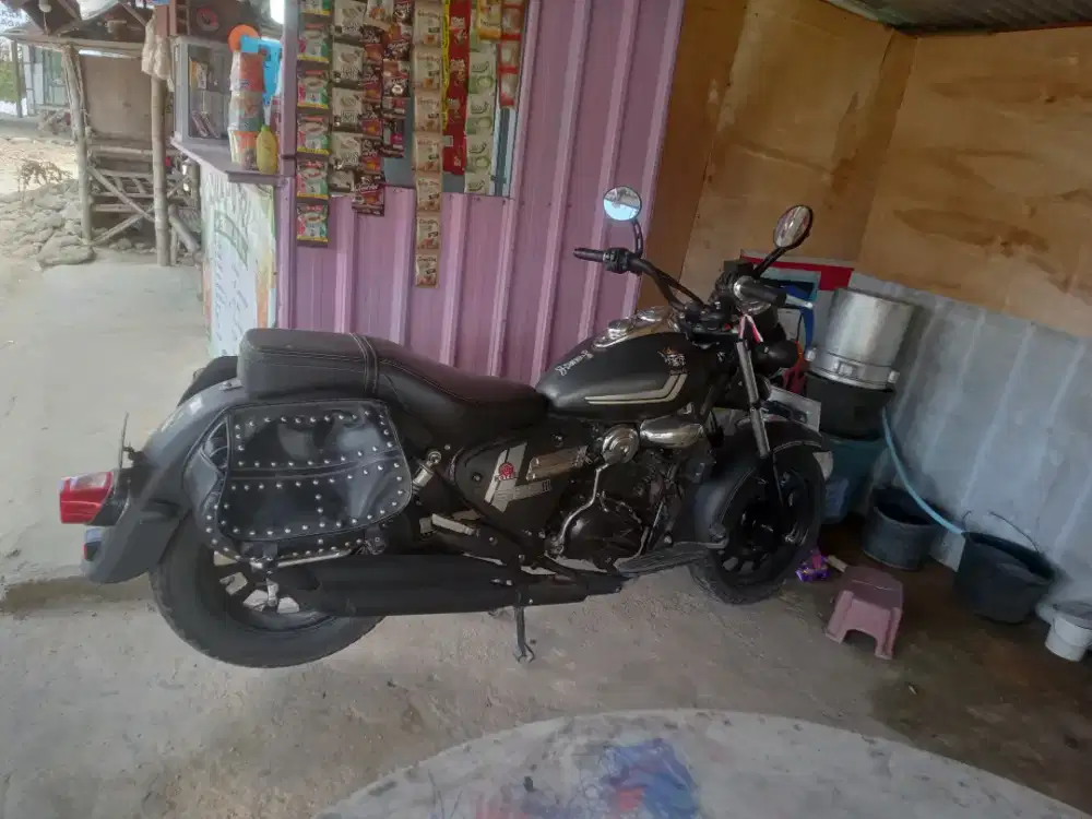 Benelli BS 200 istimewa mulus