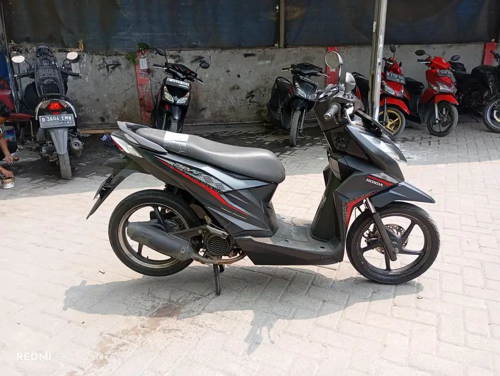 Honda beat deluxe Tahun 2022 Surat komplit
