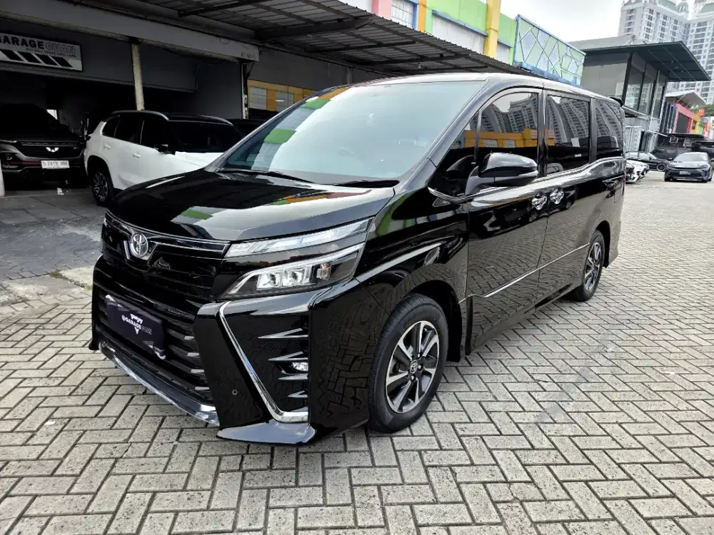 Kondisi perfect,siap pakai,Toyota Voxy 2019 Low Km