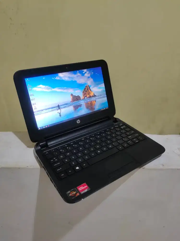 Notebook HP Pavilion 10 second bekas rom 2/160