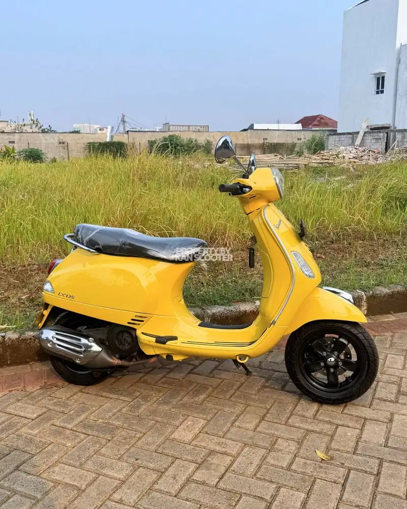 VESPA LX 125 iGET 2017 TERMURAH