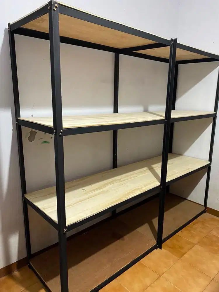 Jual rak barang panjang 2m ada 5rak