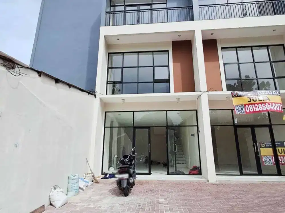 Dijual Ruko Raden Saleh Karang Tengah Tangerang LB 354 SHM 3.5 Lantai Strategis