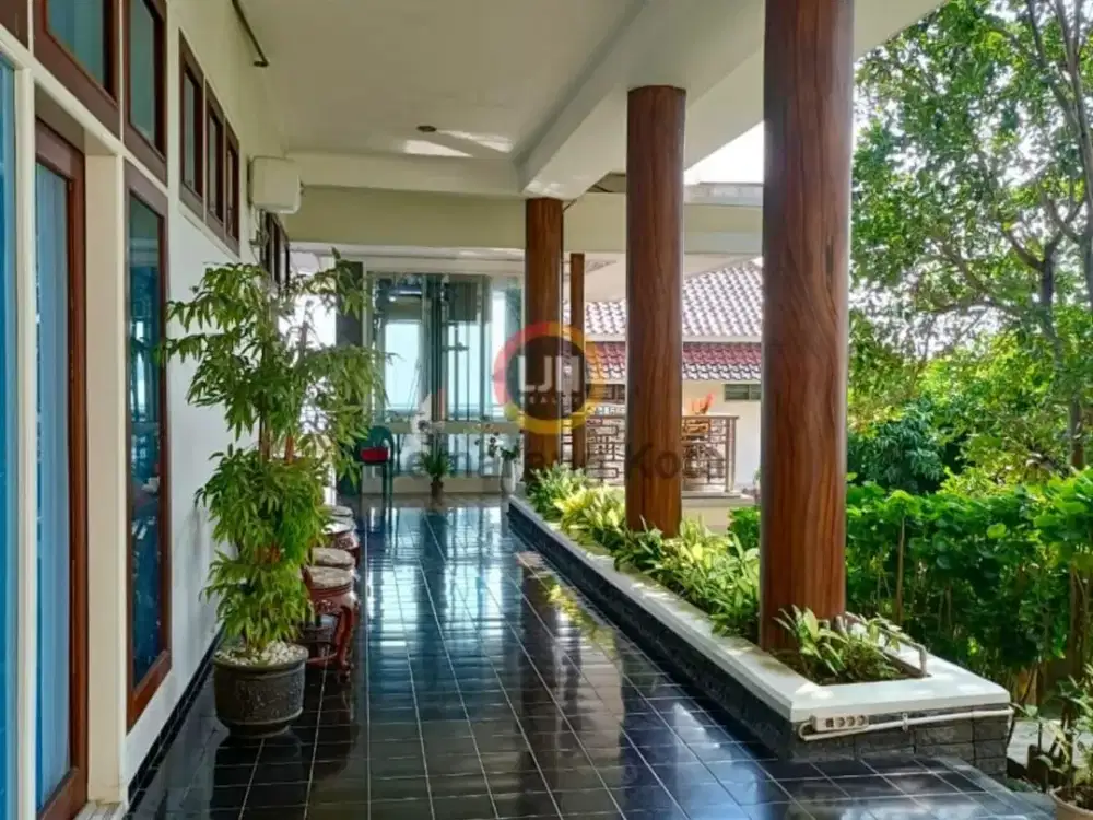 Jual Rumah di bukit indah Full Furnish menghadap Barat 2 lantai