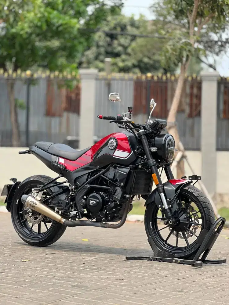 BENELLI LEONCINO 250 ABS MERAH 2022 KM 5K PAJAK PANJANG LIKE NEW