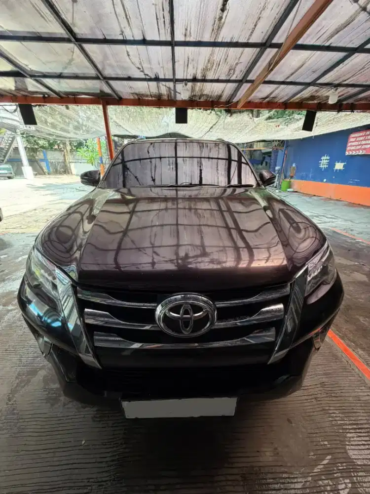 Toyota Fortuner 2.4 VRZ 4x2 AT 2018 Coklat Metalik KM 95.900