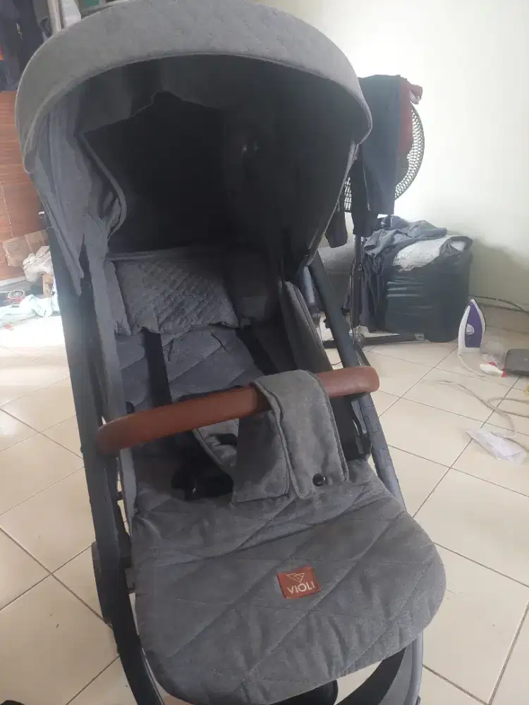 Stroller Merk VIOLI