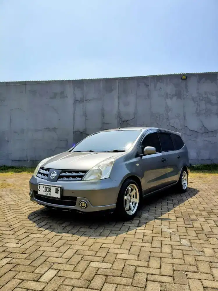 GRAND LIVINA SV MANUAL 2010