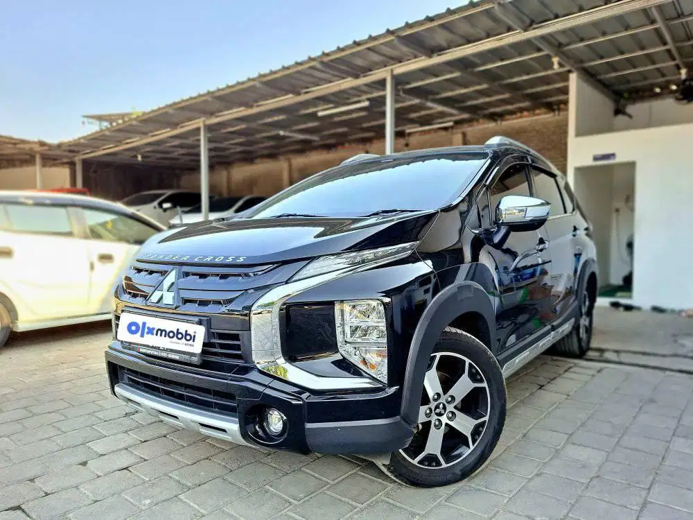 Low km - Mitsubishi Xpander 1.5 Cross premium package bensin AT 2021