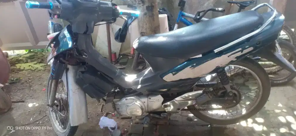 Dijual motor Suzuki tornado