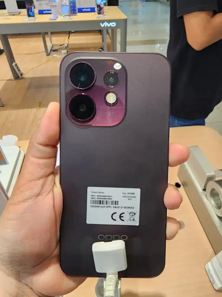 OPPO TETKECIL DIBANDING YANG LAIN