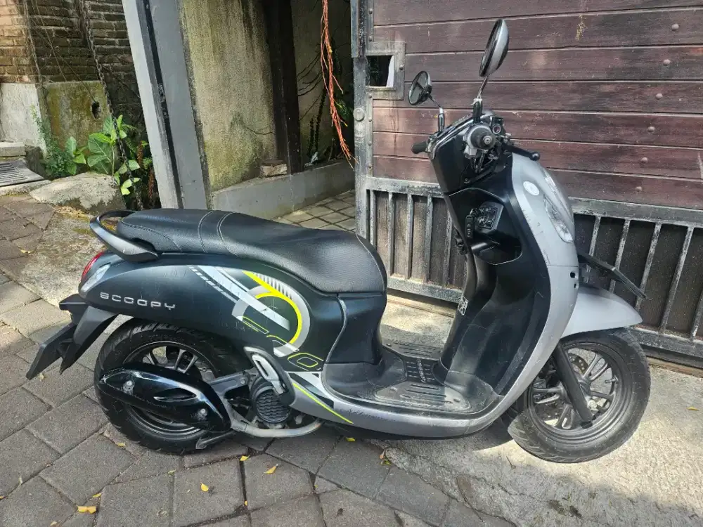 Jual Cepat Scoopy 2024 tgn1 harga sgt miring utk pemakai
