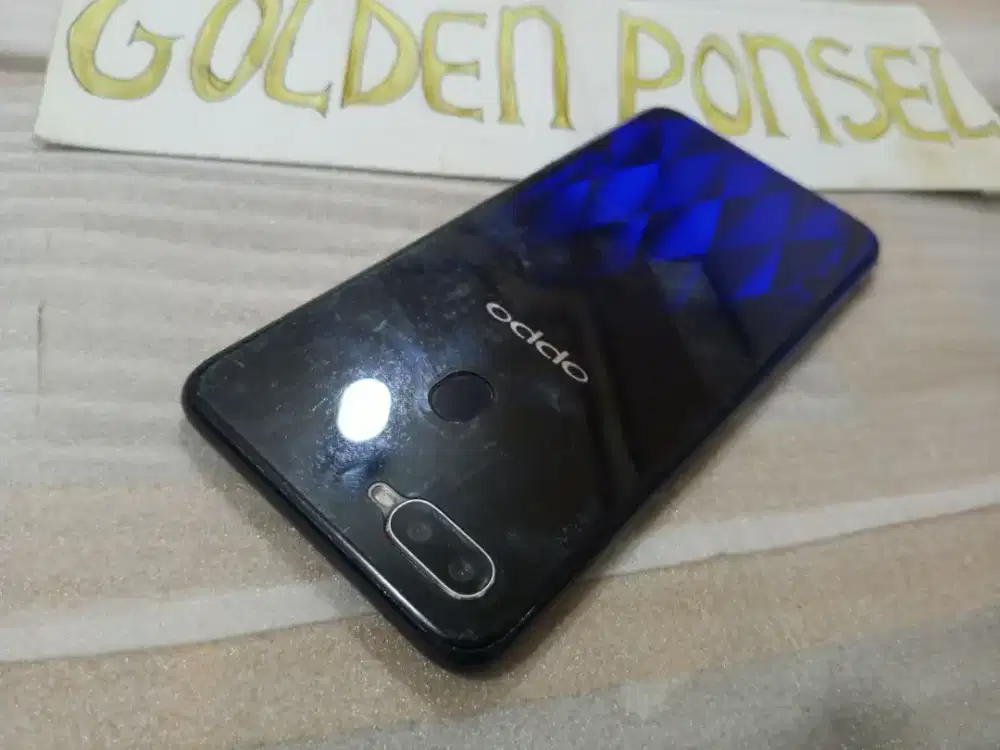 Oppo F9-Finger.4G.Ram 6/64GB.ORI #GOLDEN PONSEL