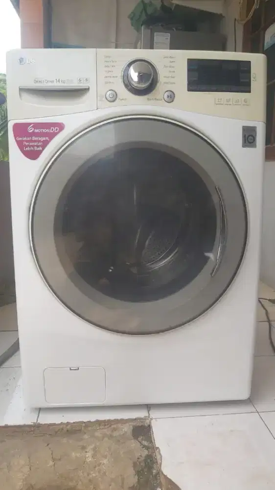 Mesin cuci LG 14kg