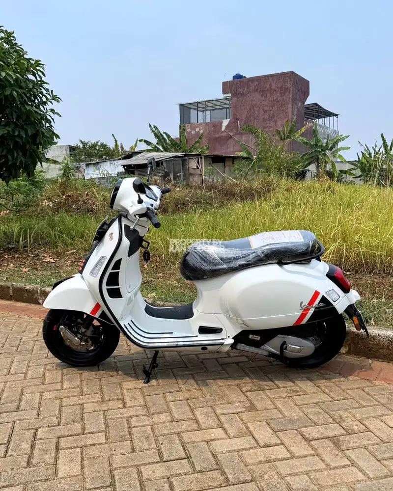 VESPA GTS S iGET ABS 4V FACELIFT “KEYLESS” 2023 BERGARANSI