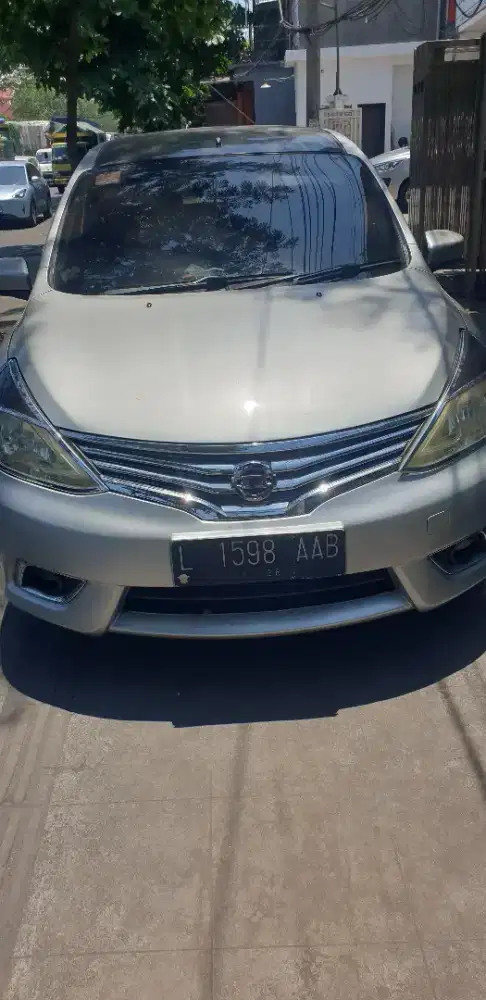Grand Livina th 2014 mulus pjk hidu