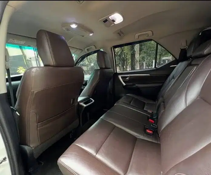 Toyota Fortuner VRZ tahun 2018 A/T