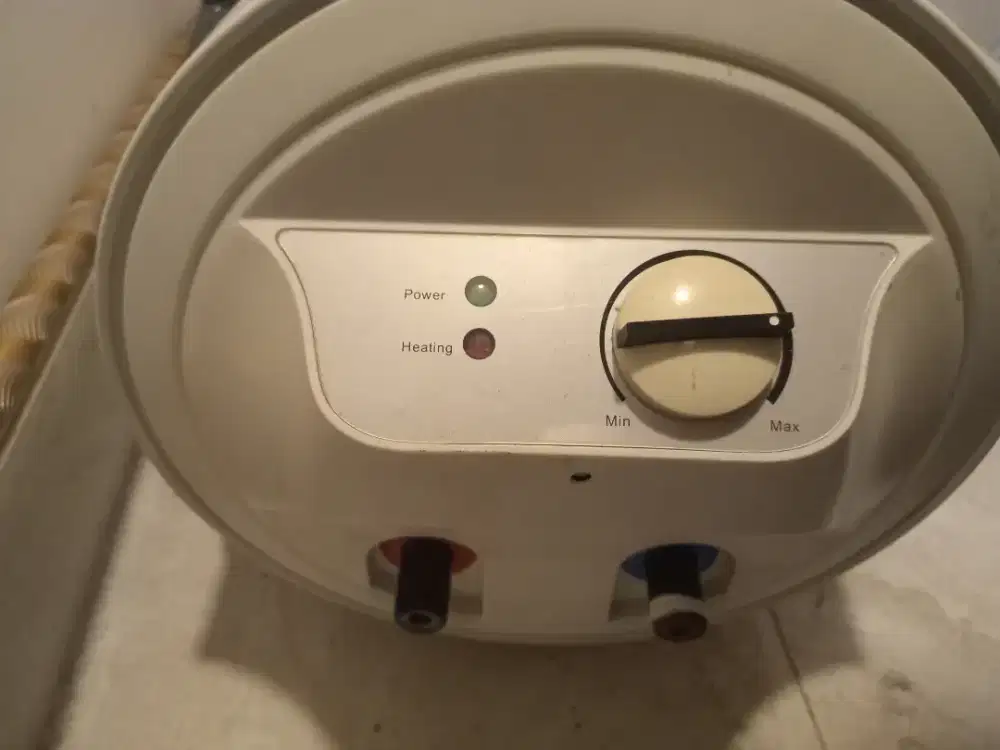 Waterheater/tabung air hangat