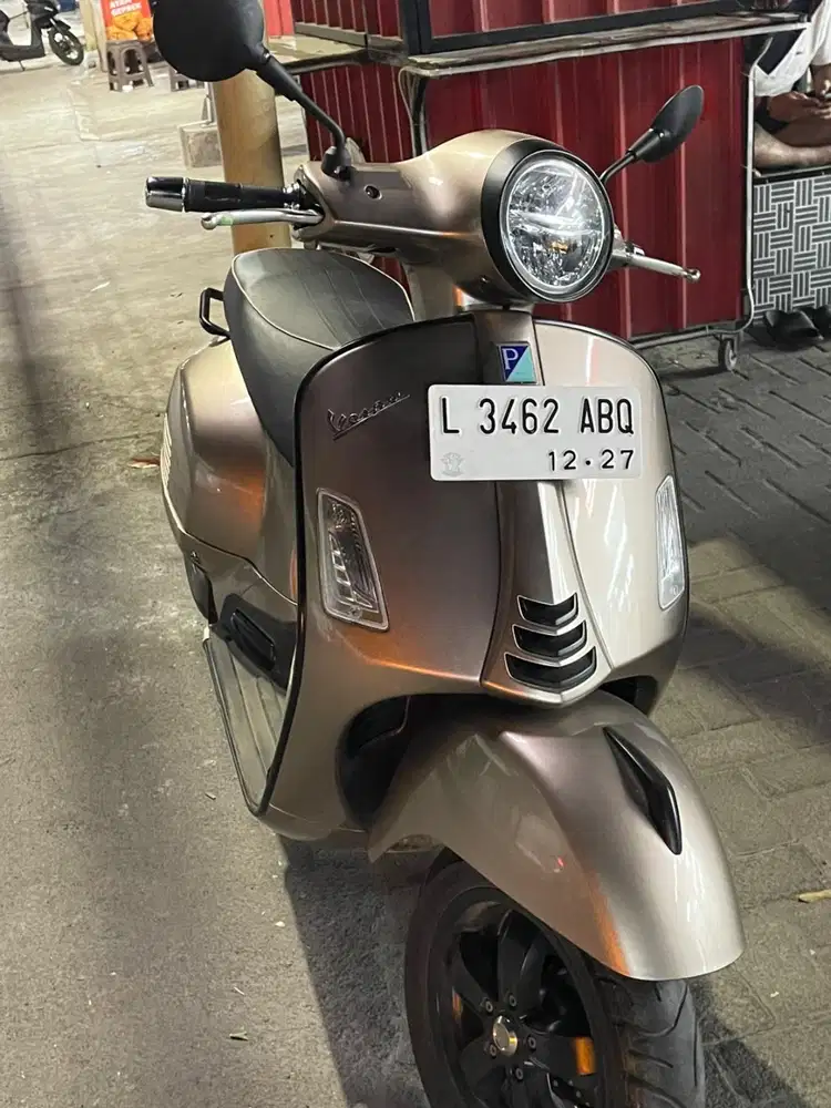 Forsale vespa GTS super sporti, full orisinil kilometer masih 900san