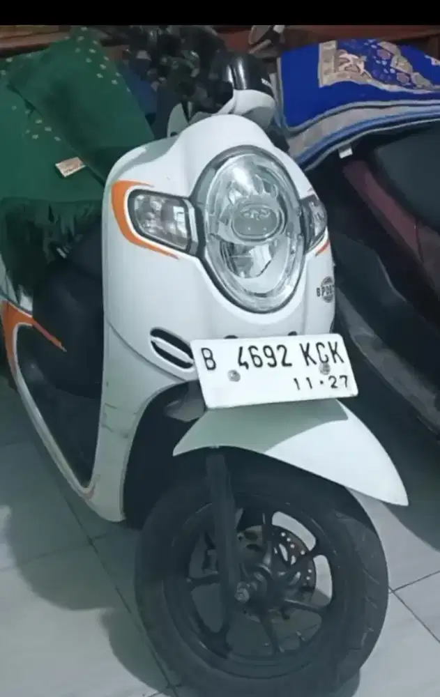 Honda scoopy 2017